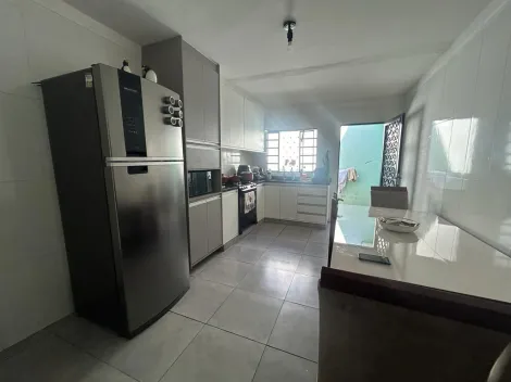 Alugar Casas Residenciais / Padrão em Ribeirão Preto. apenas R$ 276.000,00