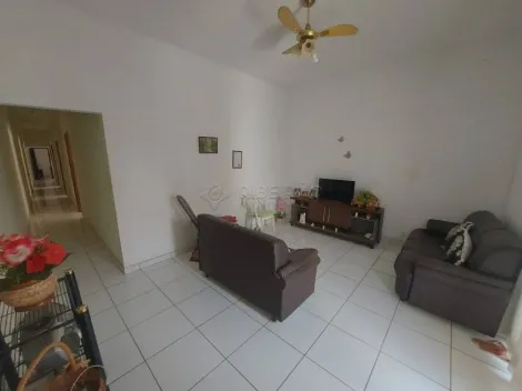 Alugar Casas Residenciais / Padrão em Ribeirão Preto. apenas R$ 350.000,00