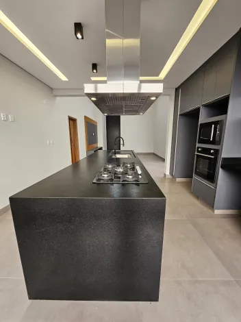 imagem 3 - Casa Sobrado à Venda no Bairro Vila do Golfe, no Condomínio Quinta dos Ventos, em Ribeirão Preto/SP imagem 3 - Casa Sobrado à Venda no Bairro Vila do Golfe, no Condomínio Quinta dos Ventos, em Ribeirão Preto/SP