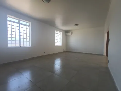 Alugar Casas Residenciais / Padrão em Ribeirão Preto. apenas R$ 5.000,00