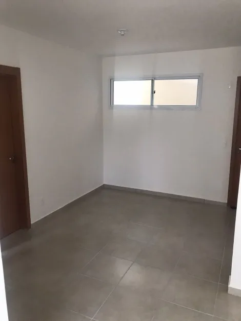 Alugar Apartamentos / Padrão em Ribeirão Preto. apenas R$ 750,00