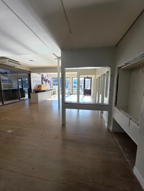 imagem 4 - Casa Padrão para locação no bairro Alto da Boa Vista, em Ribeirão Preto imagem 4 - Casa Padrão para locação no bairro Alto da Boa Vista, em Ribeirão Preto