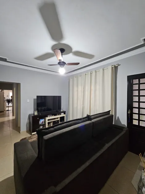 imagem 3 - Casa Padrão para Venda no Bairro Jardim Piratininga, em Ribeirão Preto SP imagem 3 - Casa Padrão para Venda no Bairro Jardim Piratininga, em Ribeirão Preto SP